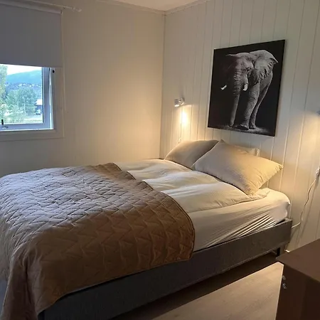 شقة In The Center Of *